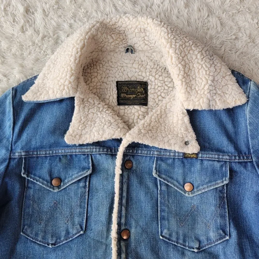 Vintage 1970s Wrangler Wrange Coat Denim Sherpa Lined Jacket in Blue Large